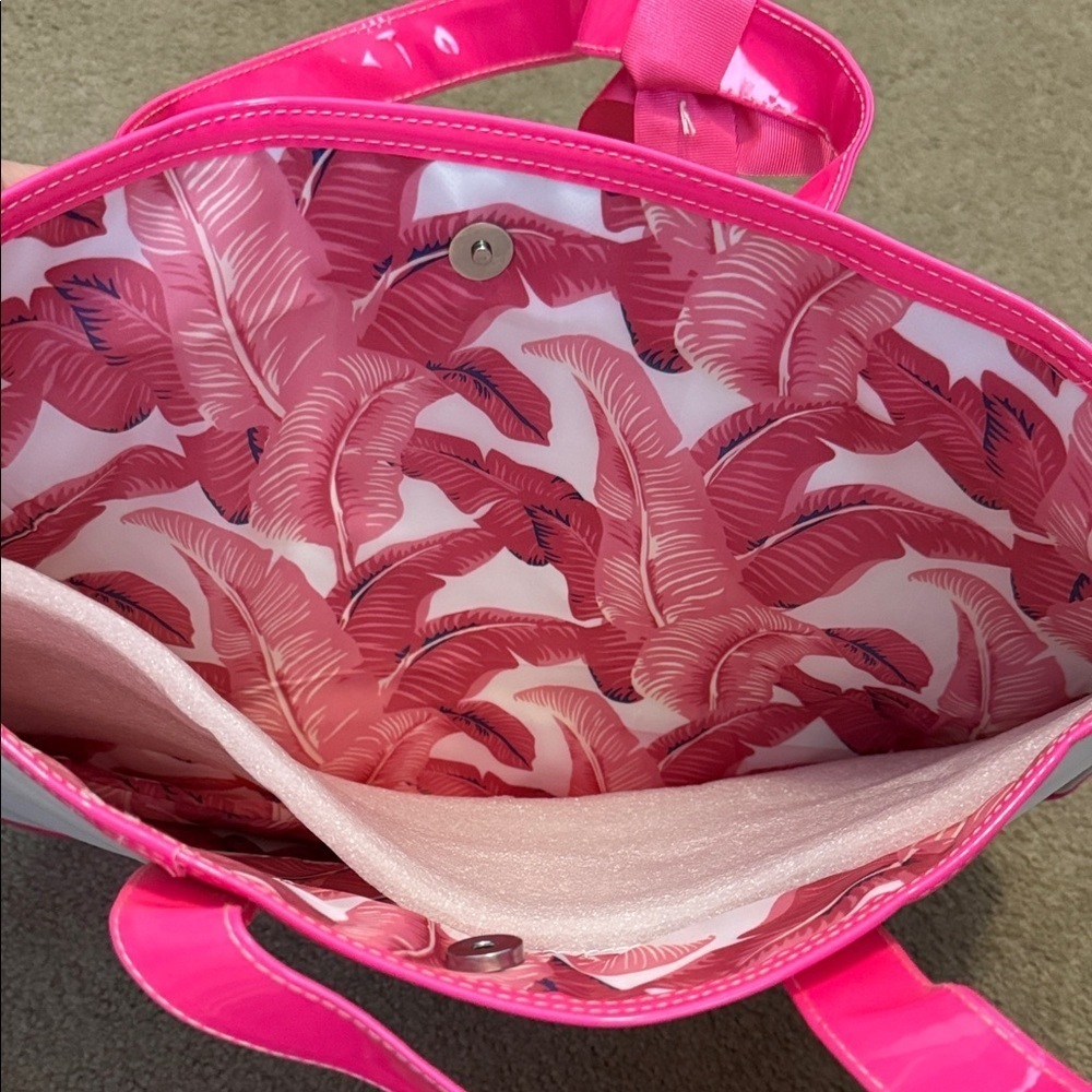 Juicy Couture Vibrant Pink and Cream Tote - Picture 10 of 10
